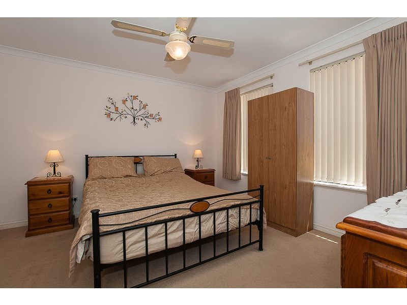 3/5 Sainte Maxime Avenue, Port Kennedy WA 6172