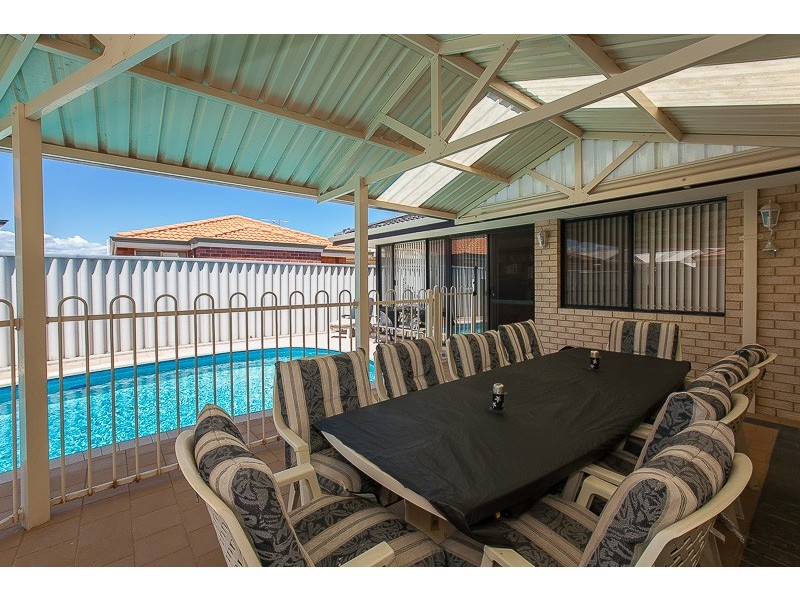 3/5 Sainte Maxime Avenue, Port Kennedy WA 6172
