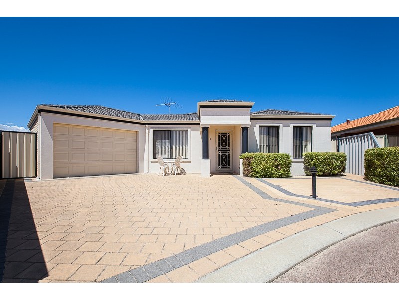 3/5 Sainte Maxime Avenue, Port Kennedy WA 6172