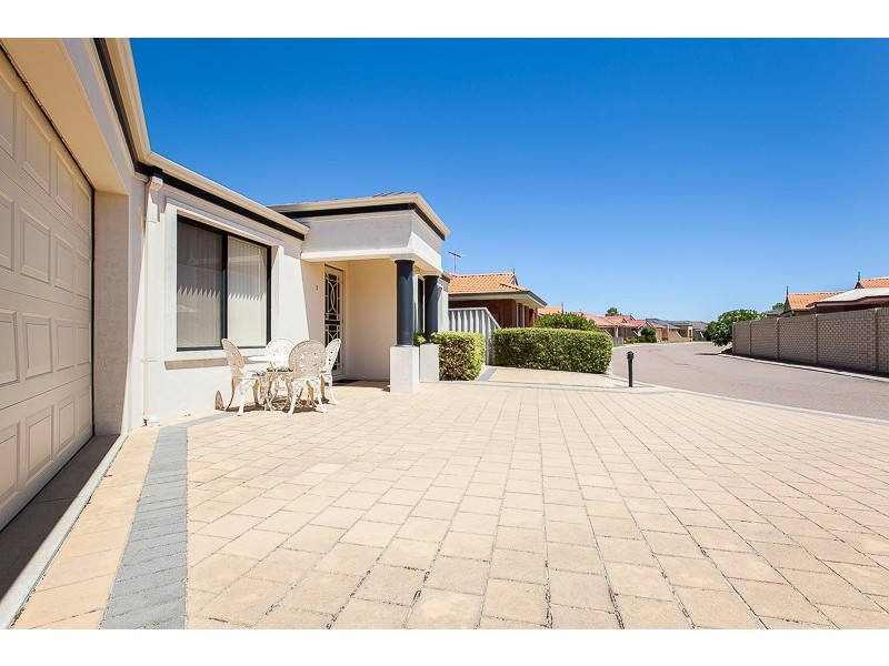 3/5 Sainte Maxime Avenue, Port Kennedy WA 6172