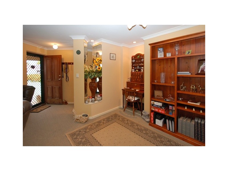 30 Lightfoot Place, Cooloongup WA 6168