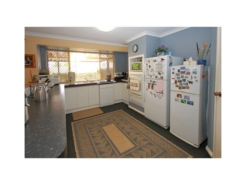 30 Lightfoot Place, Cooloongup WA 6168