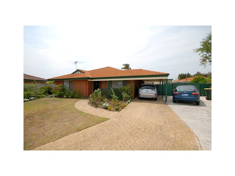 30 Lightfoot Place, Cooloongup WA 6168