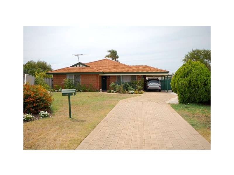 30 Lightfoot Place, Cooloongup WA 6168