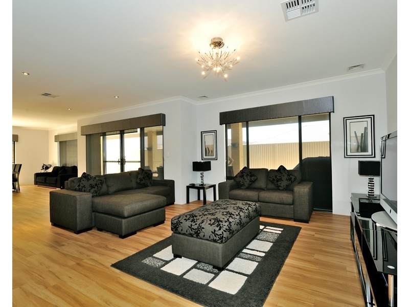 32 Makybe Drive, Baldivis WA 6171