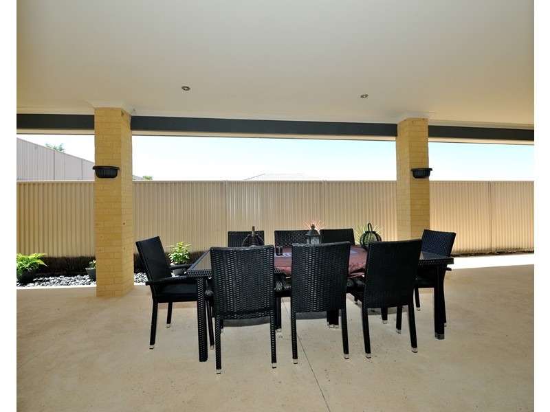 32 Makybe Drive, Baldivis WA 6171