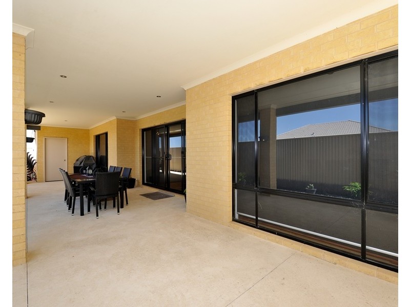 32 Makybe Drive, Baldivis WA 6171
