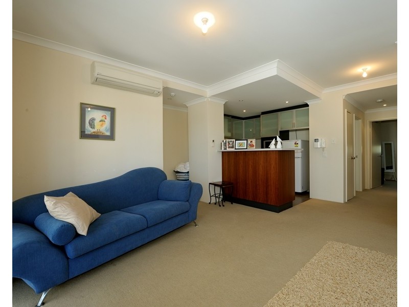 88/21 Rockingham Beach Road, Rockingham WA 6168