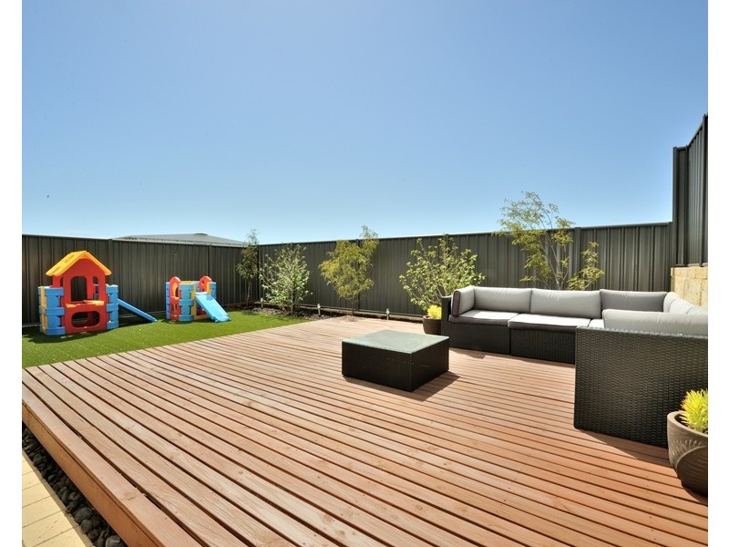 15 Mallard Way, Baldivis WA 6171