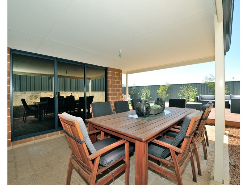 15 Mallard Way, Baldivis WA 6171
