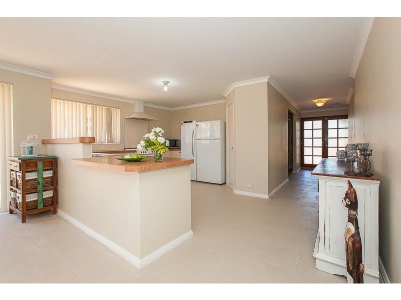 50 Liechardt Loop, Rockingham WA 6168