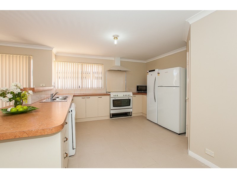 50 Liechardt Loop, Rockingham WA 6168