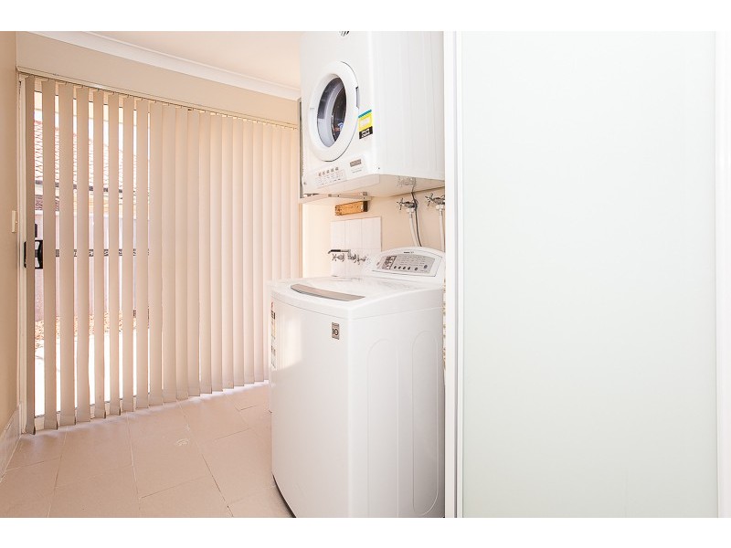 50 Liechardt Loop, Rockingham WA 6168