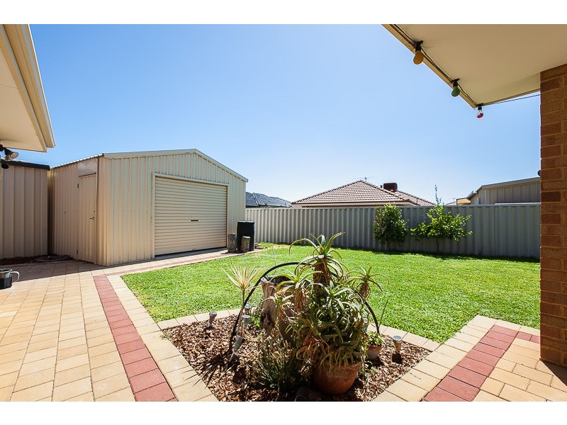 50 Liechardt Loop, Rockingham WA 6168
