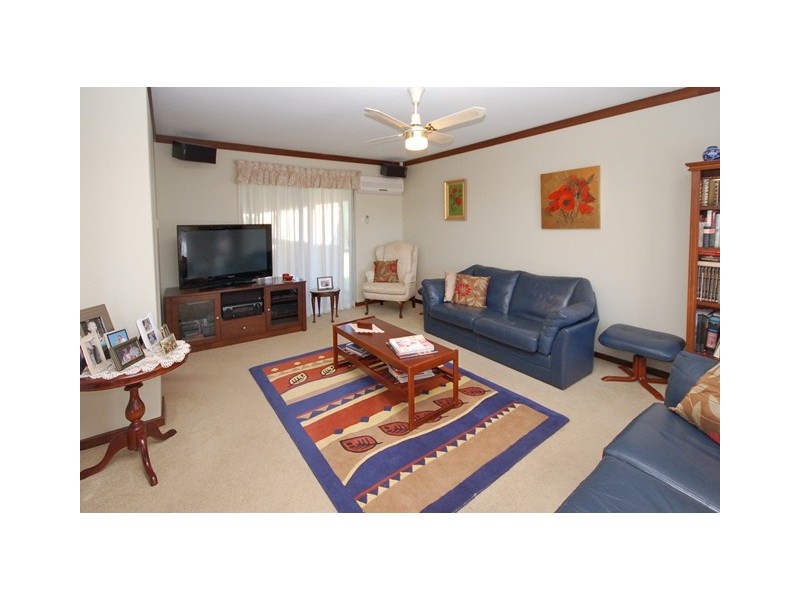 6 Willmott Drive, Cooloongup WA 6168