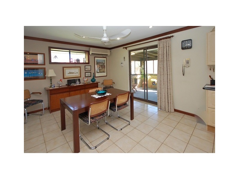 6 Willmott Drive, Cooloongup WA 6168