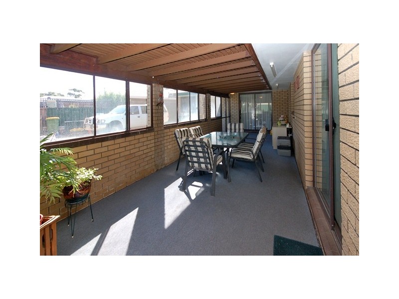 6 Willmott Drive, Cooloongup WA 6168