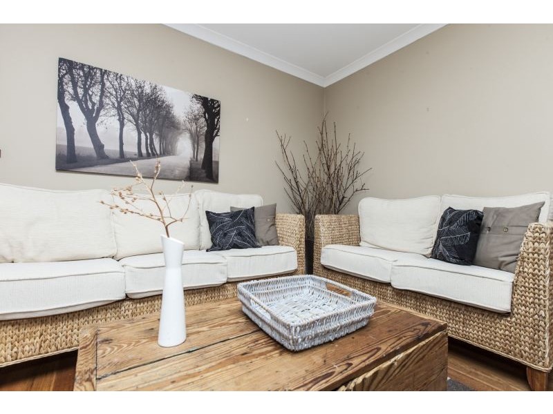 8 Ranunculus Court, Beeliar WA 6164