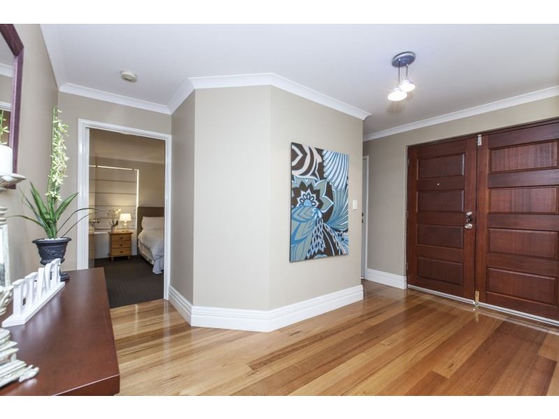 8 Ranunculus Court, Beeliar WA 6164