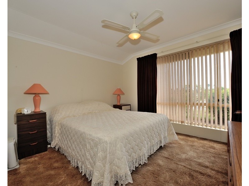 8 Eyre Street, Waikiki WA 6169