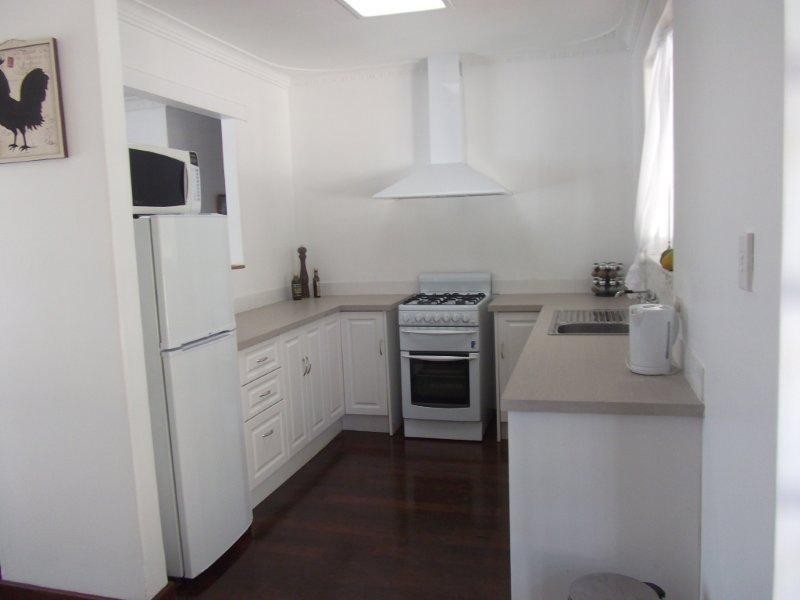 37 Barron Way, Orelia WA 6167