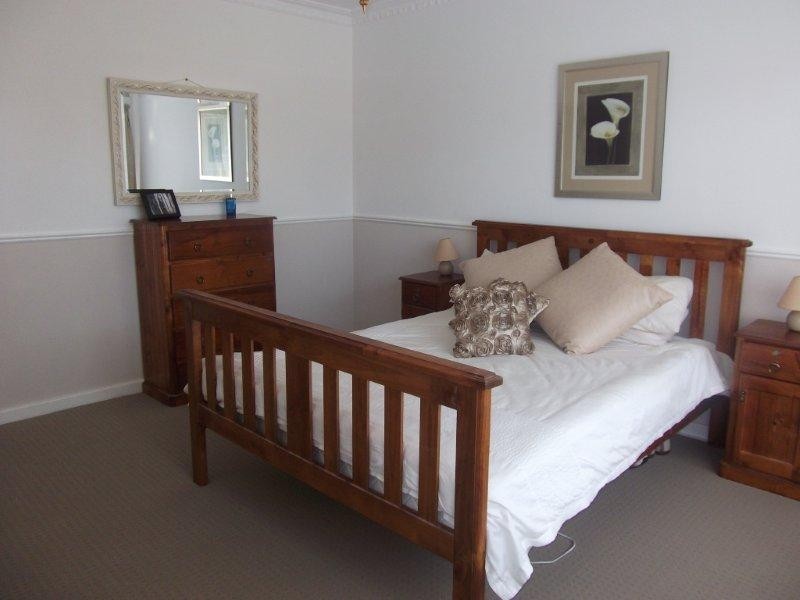 37 Barron Way, Orelia WA 6167