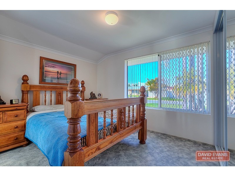 61 Woodbridge Drive, Cooloongup WA 6168