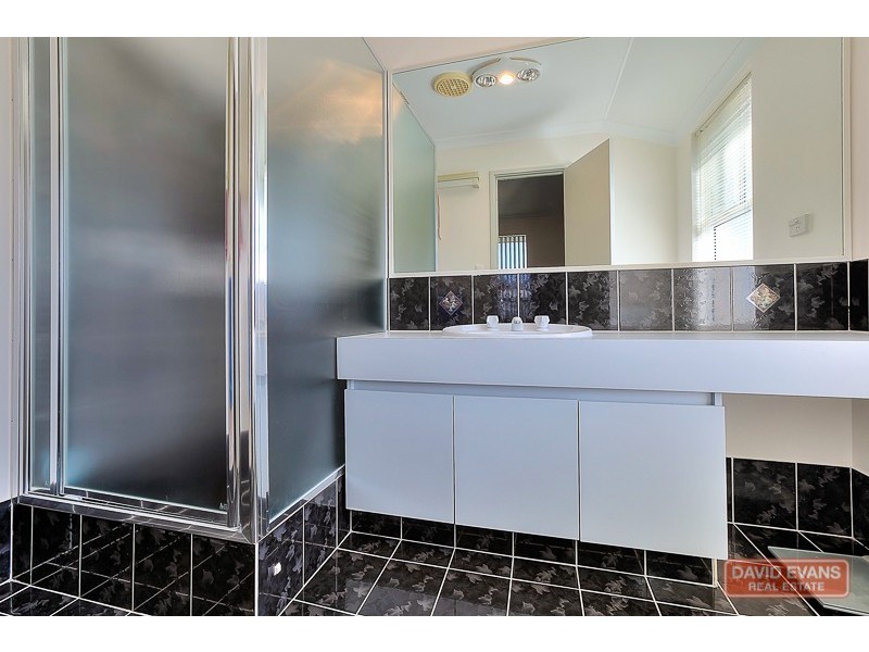 61 Woodbridge Drive, Cooloongup WA 6168