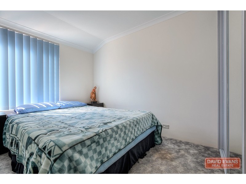 61 Woodbridge Drive, Cooloongup WA 6168