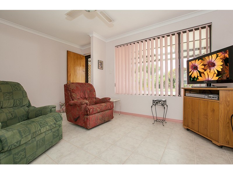 25 Campbell Way, Rockingham WA 6168