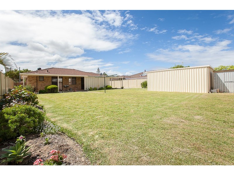 25 Campbell Way, Rockingham WA 6168