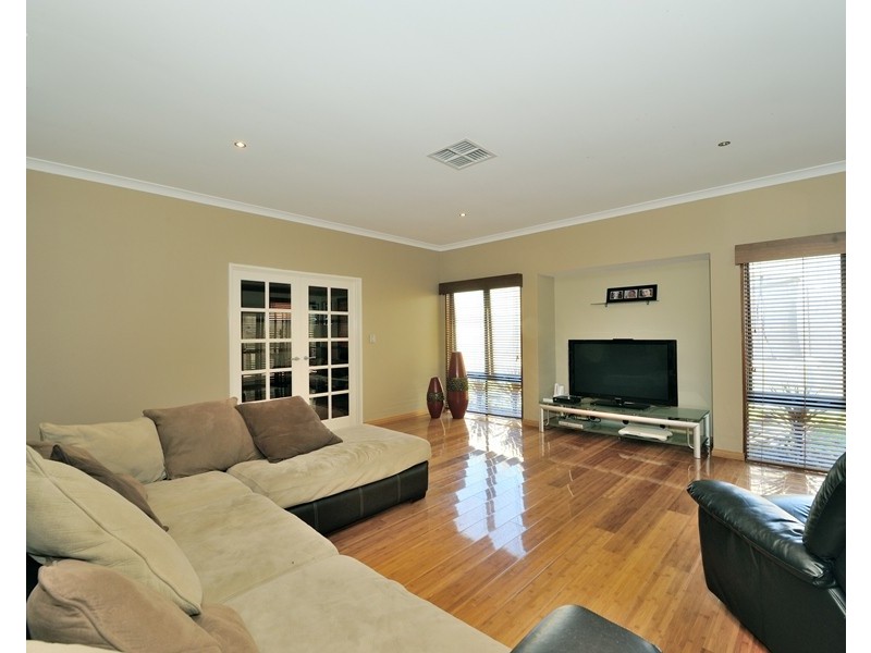 19 Gillson Mews, Baldivis WA 6171