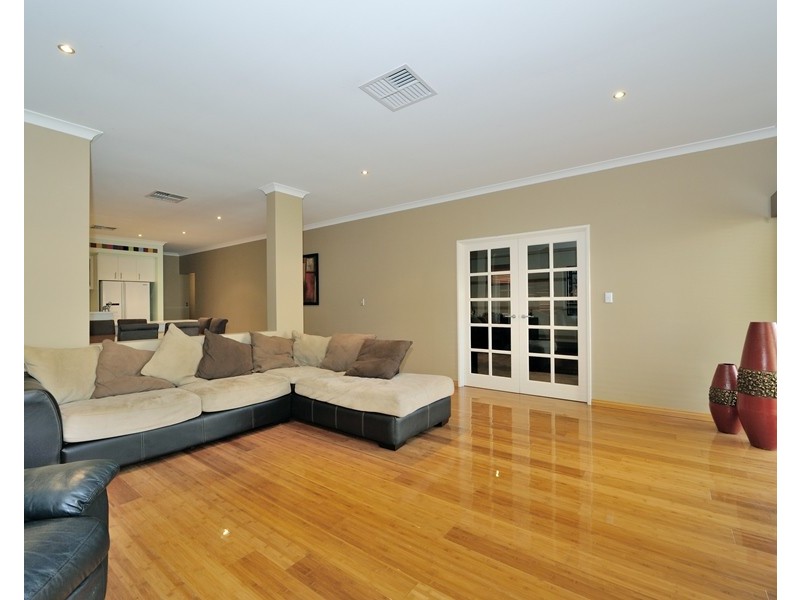 19 Gillson Mews, Baldivis WA 6171