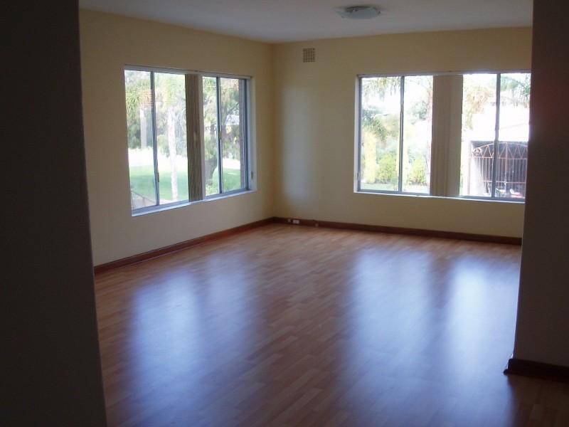 1/9 Gloucester Avenue, Shoalwater WA 6169