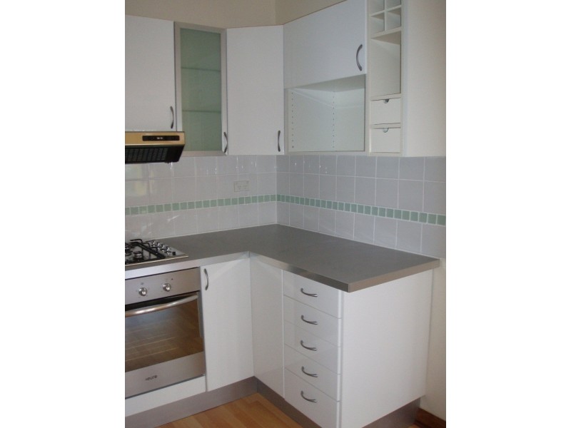 1/9 Gloucester Avenue, Shoalwater WA 6169