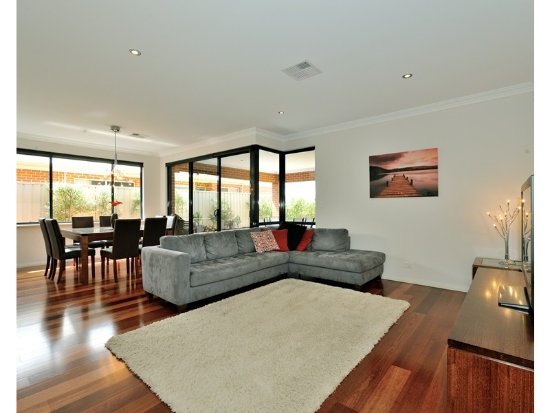 4 Liesham Crescent, Baldivis WA 6171