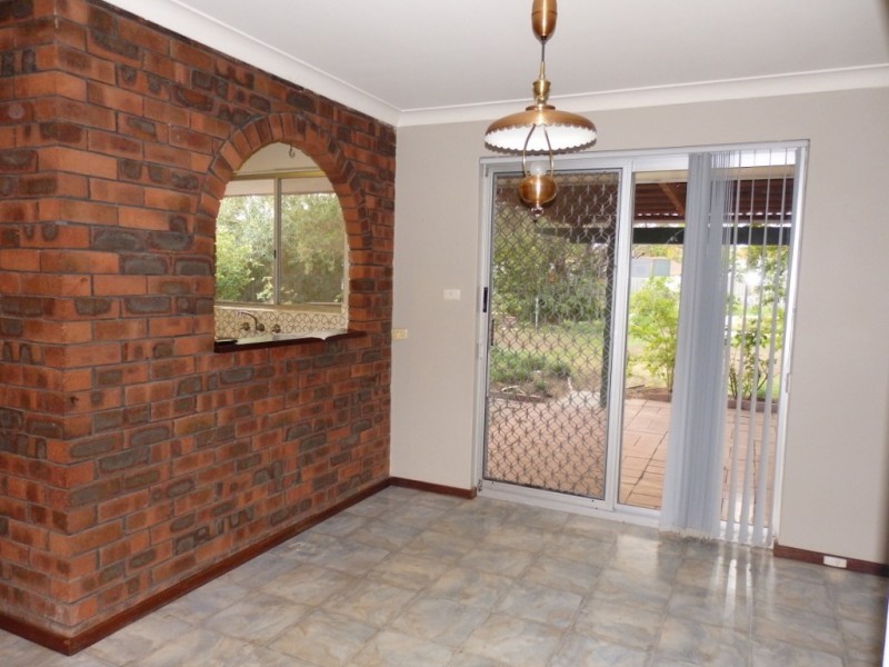 8 Mimbalup Close, Hillman WA 6168