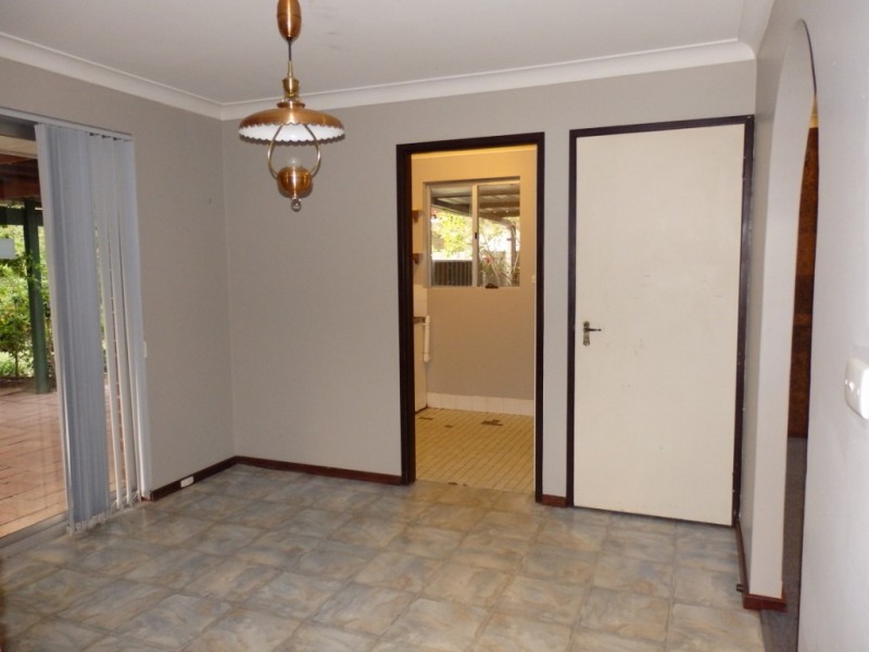 8 Mimbalup Close, Hillman WA 6168