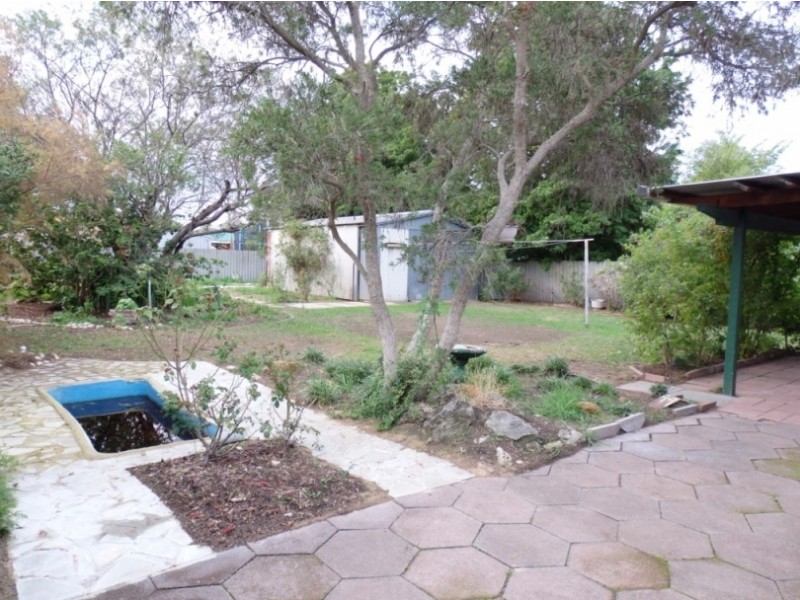 8 Mimbalup Close, Hillman WA 6168