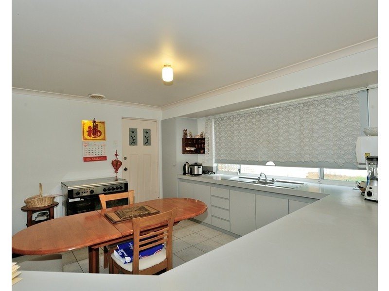 19 Dress Circle, Warnbro WA 6169