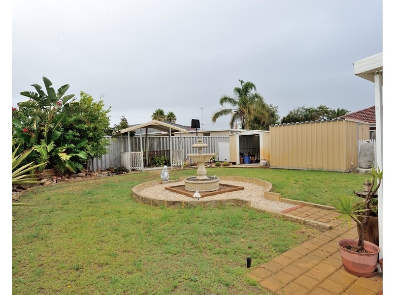 19 Dress Circle, Warnbro WA 6169