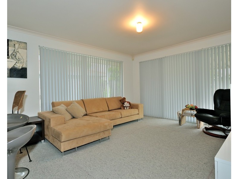 19 Dress Circle, Warnbro WA 6169