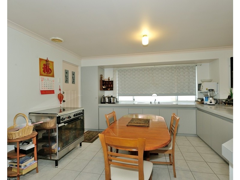 19 Dress Circle, Warnbro WA 6169