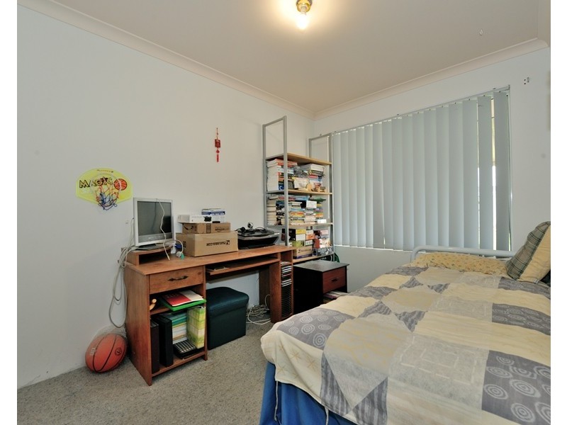 19 Dress Circle, Warnbro WA 6169