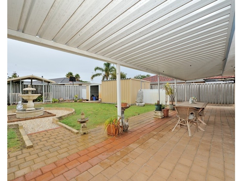 19 Dress Circle, Warnbro WA 6169