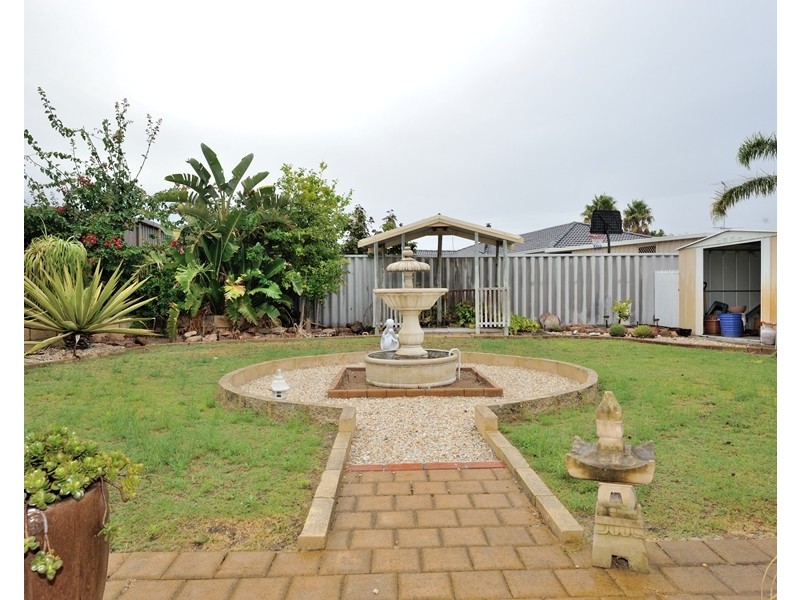 19 Dress Circle, Warnbro WA 6169