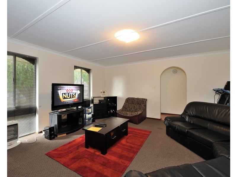 60 Exhibition Way, Cooloongup WA 6168