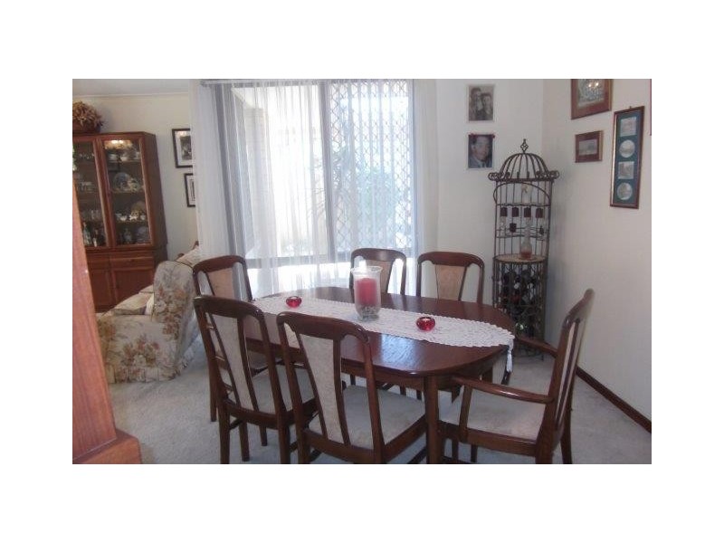 4 Neale Place, Cooloongup WA 6168