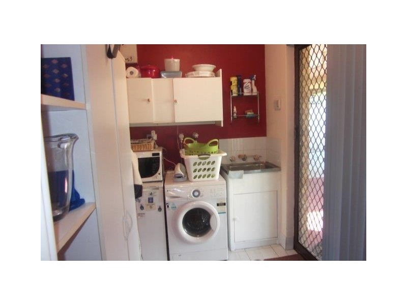 4 Neale Place, Cooloongup WA 6168