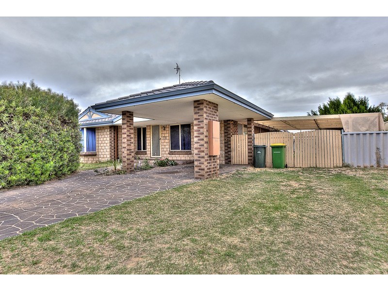 78 Gnangara Drive, Waikiki WA 6169
